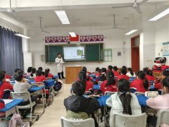 阳信县流坡坞镇卫生院结合辖区内各中小学开展